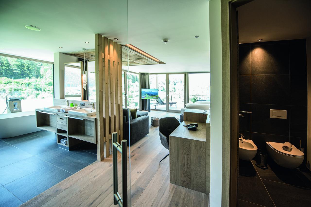 Hotel Kronblick เคียเนส ภายนอก รูปภาพ