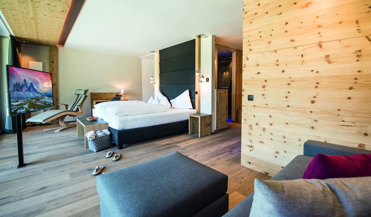 Hotel Kronblick เคียเนส ภายนอก รูปภาพ